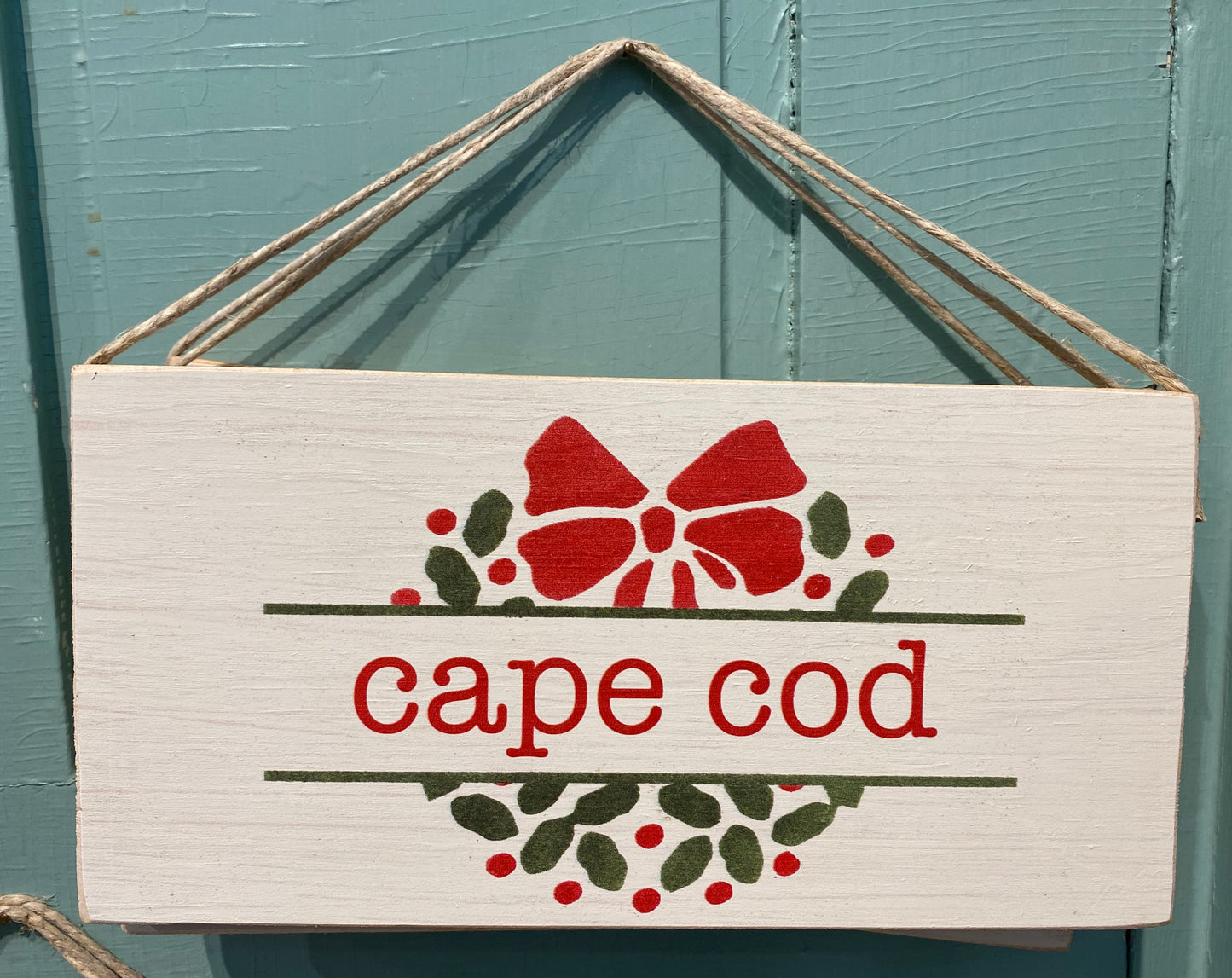 Holiday Wreath Hanging Sign - Cape Cod