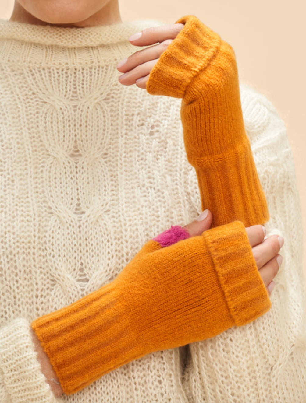 Cassia Gloves - Tangerine