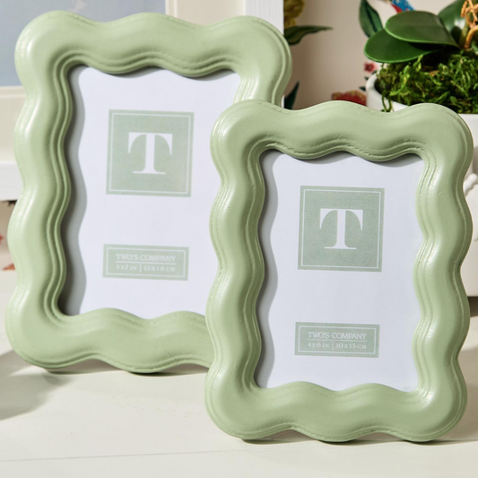 Large Green Wavy Frame - 5x7